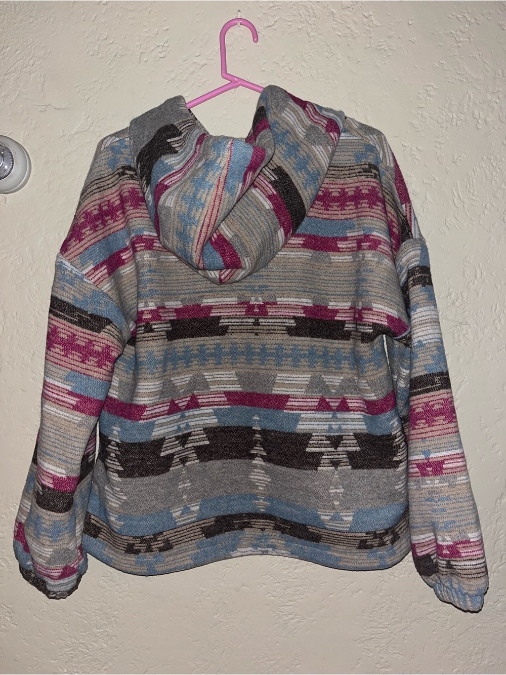 Aztec-Pattern Hooded Pullover Sweater in Gray, Blue & Pink - Picture 6 of 6